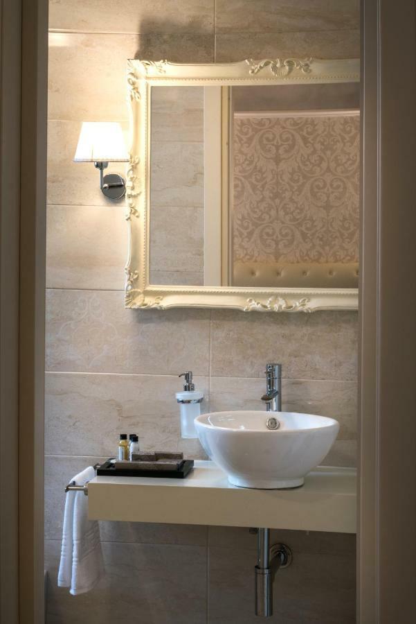갈라토네 Palazzo Bove B&B 외부 사진